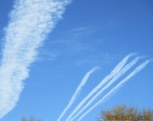 5 chemtrails above friends apartment house two days after Thanksgiving
